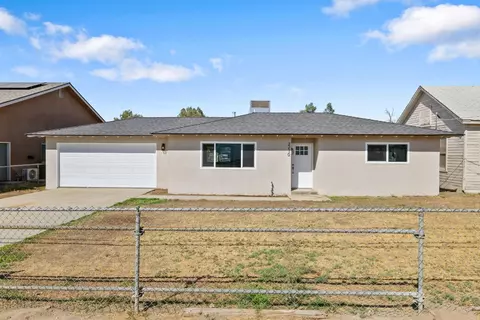 3210 W Kruger Ave, Riverdale, CA 93656