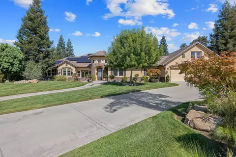 1548 Rova, Visalia, CA 93291
