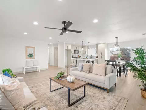 3055 E Olney Ave, Fresno, CA 93725