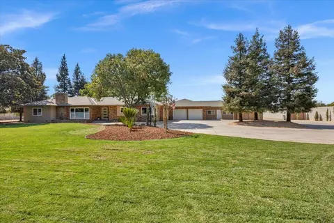 4481 N Palm Ave, Fresno, CA 93704