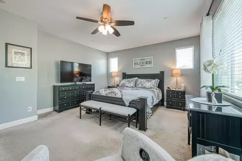 1697 Whiteash Ave, Clovis, CA 93619