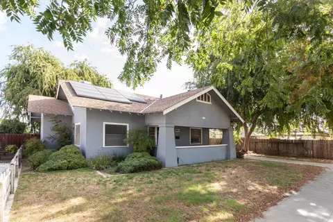 1034 L St, Reedley, CA 93654