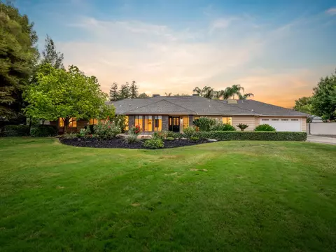 9430 Ellery Ave, Clovis, CA 93619