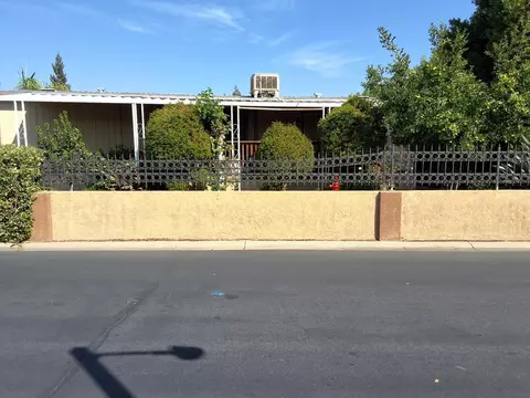 336 E Alluvial Ave #1, Fresno, CA 93720