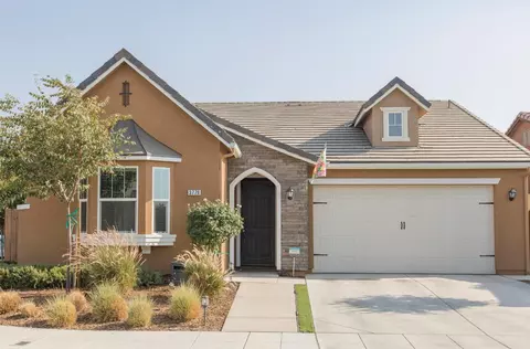 3776 Saginaw Ave, Clovis, CA 93619