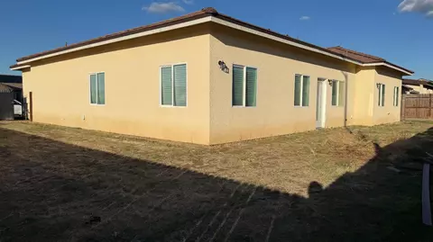 Exterior - 2772 Valley View St, Selma, CA 93662 photo 5 of 5