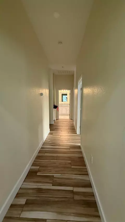 Entry Way - 2772 Valley View St, Selma, CA 93662 photo 2 of 3