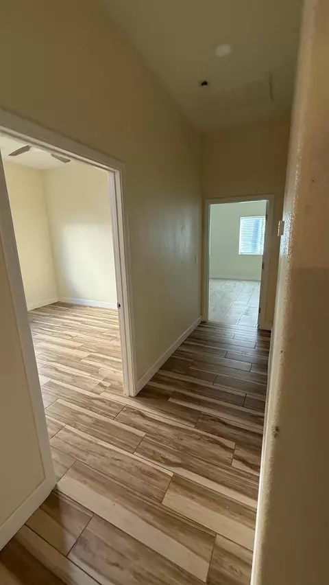 Entry Way - 2772 Valley View St, Selma, CA 93662 photo 1 of 3