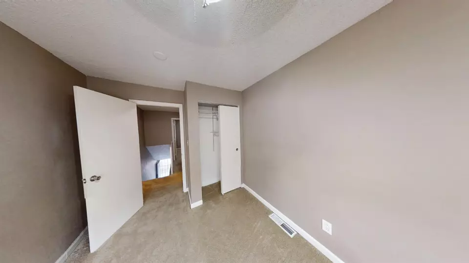 Bedroom - 4676 E Alamos Ave #124, Fresno, CA 93726 photo 1 of 6