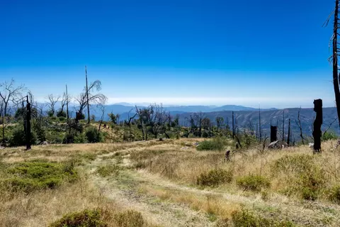 11111 Lower Cressman Rd, Shaver Lake, CA 93664