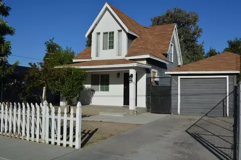 558 N Bond St, Fresno, CA 93702