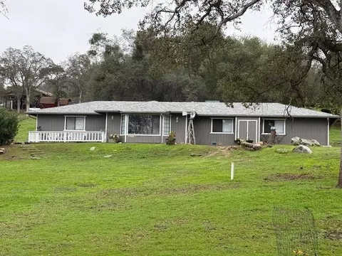 30717 Seminole Dr, Coarsegold, CA 93614