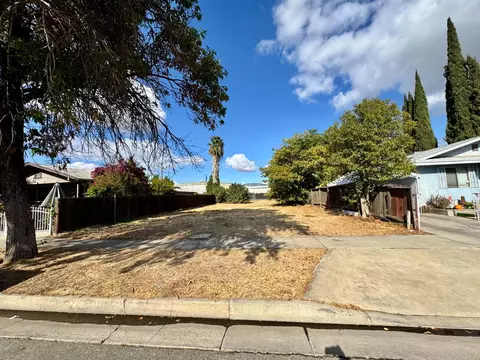 919 W 14th St, Merced, CA 95340 photo 1