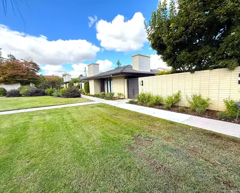 525 W Scott Ave, Fresno, CA 93704