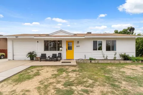2577 Lewis St, Selma, CA 93662