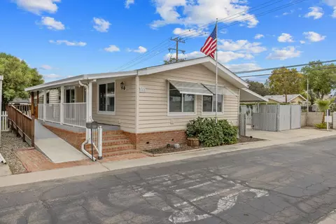 1255 W Grangeville Blvd #1, Hanford, CA 93230