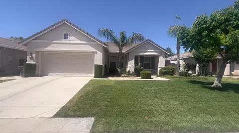 5221 E Byrd Ave, Fresno, CA 93725