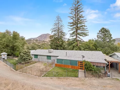 845 Elwood Rd, Yokuts Valley, CA 93675