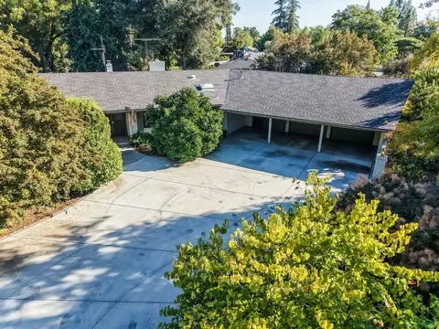 5912 E Hamilton Ave, Fresno, CA 93727