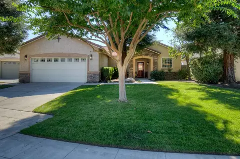 1113 Maple Ave, Fowler, CA 93625