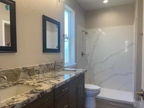 450 S Susan Ave, Kerman, CA 93630 photo 8