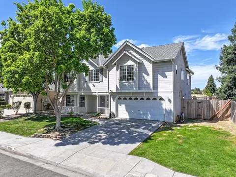 10089 N Baird Ave, Fresno, CA 93730