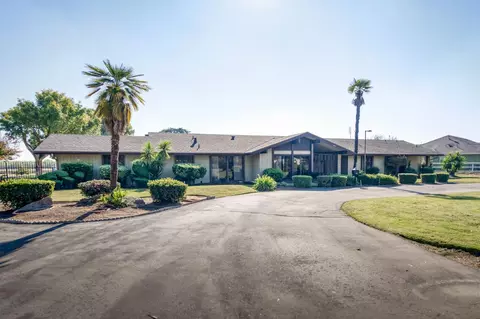 3167 W Kearney Blvd, Fresno, CA 93706