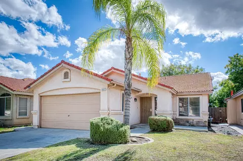 4657 W Berkeley Ave, Fresno, CA 93722
