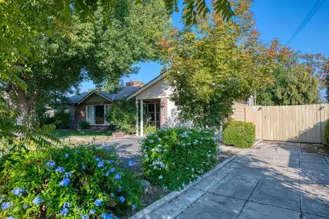 2360 18th Ave, Kingsburg, CA 93631