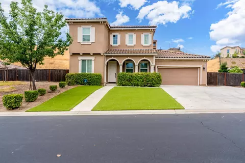 18677 Via Bellagio, Friant, CA 93626