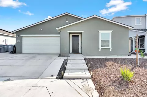 1533 Concord Ave, Madera, CA 93637