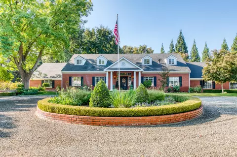 12789 E Herndon Ave, Clovis, CA 93619