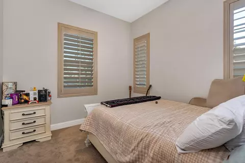 Bedroom - 1053 Beaver Pond, Madera, CA 93636 photo 6 of 7