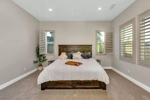 Bedroom - 1053 Beaver Pond, Madera, CA 93636 photo 2 of 7