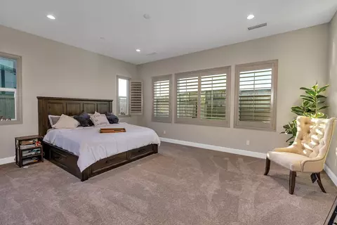 Bedroom - 1053 Beaver Pond, Madera, CA 93636 photo 1 of 7