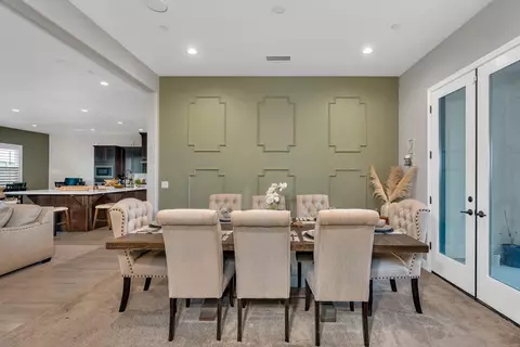 Dining - 1053 Beaver Pond, Madera, CA 93636 photo 3 of 7