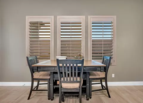 Dining - 1053 Beaver Pond, Madera, CA 93636 photo 6 of 7