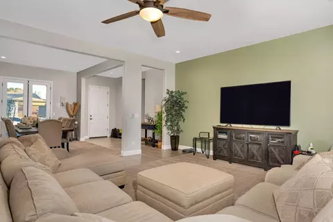 Living - 1053 Beaver Pond, Madera, CA 93636 photo 1 of 3