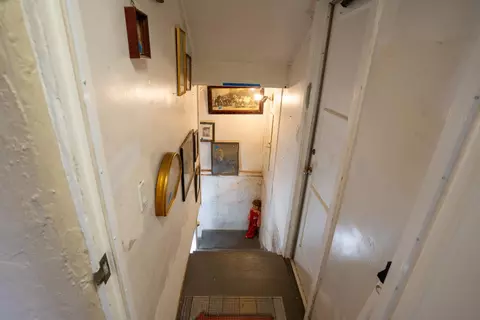 Entry Way - 2002 Merced St, Selma, CA 93662 photo 8 of 8