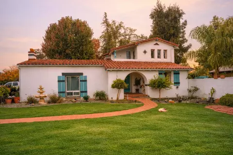 2002 Merced St, Selma, CA 93662