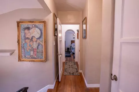 Entry Way - 2002 Merced St, Selma, CA 93662 photo 5 of 8
