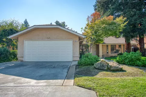 1653 E Cole Ave, Fresno, CA 93720