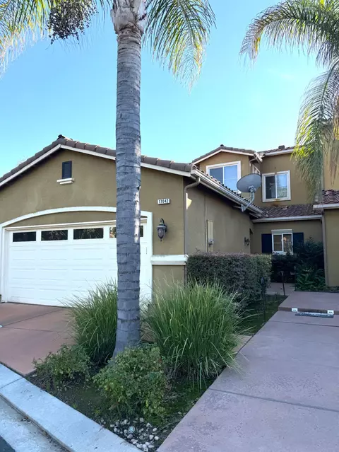 17042 Grand Island Ct, Chowchilla, CA 93610