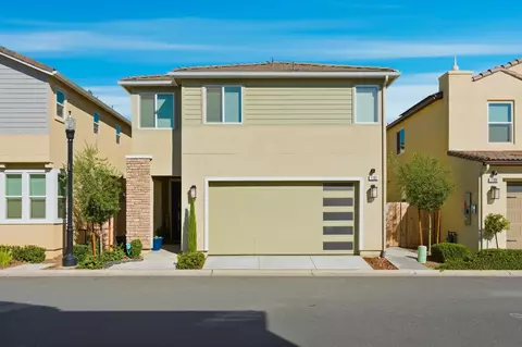 1107 Significant Way, Madera, CA 93636