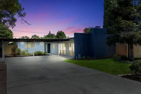 3862 N Orchard St, Fresno, CA 93726