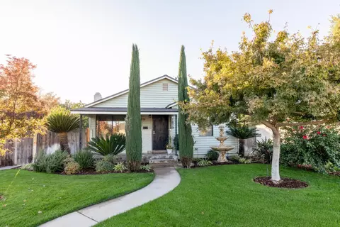 1879 Mayfair Dr E, Fresno, CA 93703