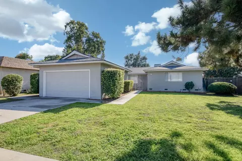 4852 E Gettysburg Ave, Fresno, CA 93726