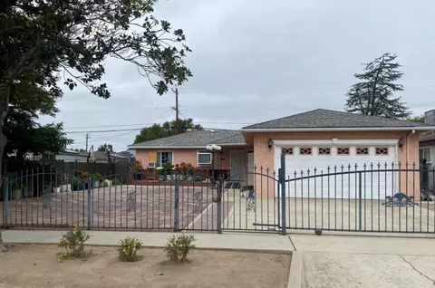 3413 E Ashlan Ave, Fresno, CA 93726