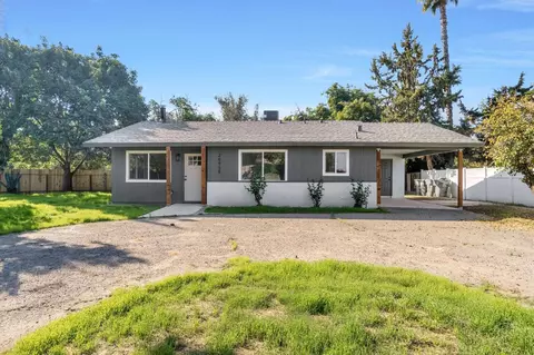 26958 John F Kennedy Ct, Madera, CA 93637