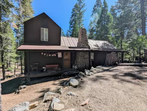 65066 Stellar Jay Ln, Hume, CA 93628
